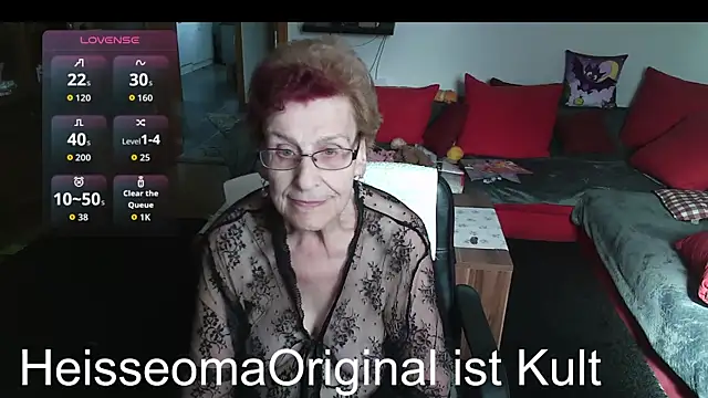 Snapshot of HeisseomaOriginal chatting on June 14, 7:10 am HeisseomaOriginal online show from June 14, 7:10 am