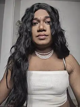 Snapshot of Akhilamolu_the_transsissy chatting on May 22, 7:52 pm Akhilamolu the transsissy online show from May 22, 7:52 pm