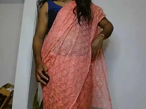 Snapshot of Akhilamolu_the_transsissy chatting on May 23, 6:56 pm Akhilamolu the transsissy online show from May 23, 6:56 pm