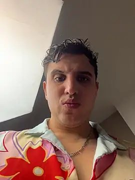 Snapshot of Sexandfire chatting on June 24, 7:02 pm Sexandfire online show from June 24, 7:02 pm