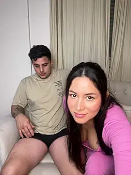 Snapshot of Sexandfire chatting on August 1, 11:36 pm Sexandfire online show from August 1, 11:36 pm