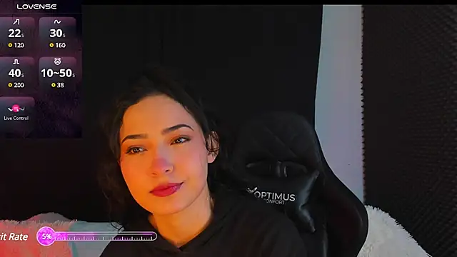 Snapshot of rosario215B chatting on December 17, 4:34 am rosario215B online show from December 17, 4:34 am