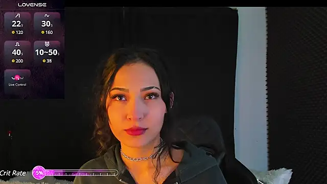 Snapshot of rosario215B chatting on February 1, 3:08 am rosario215B online show from February 1, 3:08 am