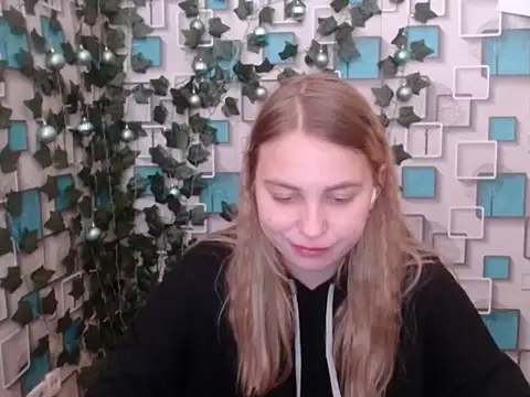 klerkarina online show from December 5, 9:39 am