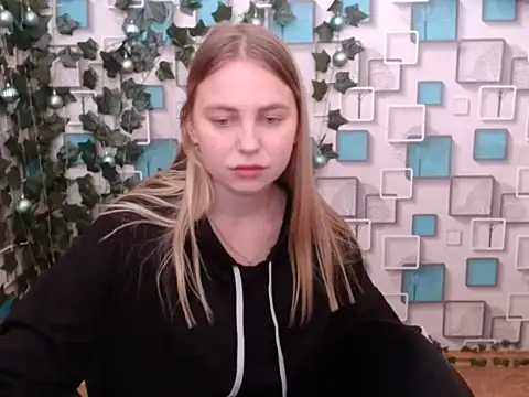 klerkarina online show from December 8, 9:35 am
