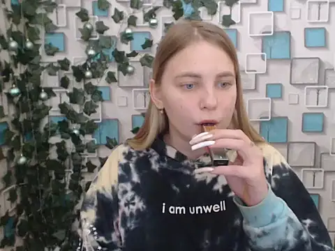klerkarina online show from December 23, 9:27 am