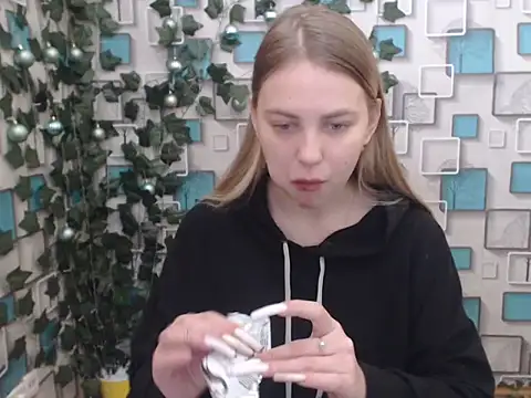 klerkarina online show from January 6, 5:08 am