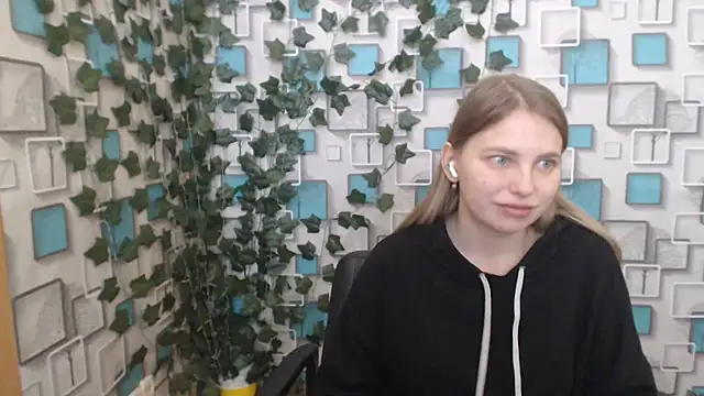 klerkarina online show from February 18, 9:21 am