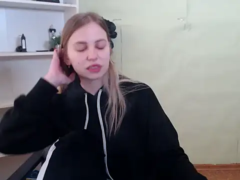 klerkarina online show from March 18, 6:03 am