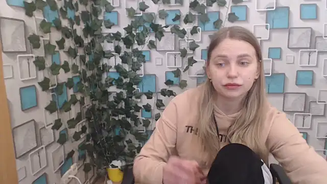 klerkarina online show from March 19, 6:03 am