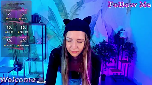 GrayceWild online show from March 18, 5:31 am