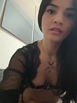 Snapshot of babybrasiliana chatting on December 1, 9:47 am babybrasiliana online show from December 1, 9:47 am