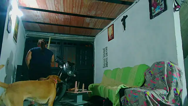 Diana Lozano online show from October 4, 10:02 am