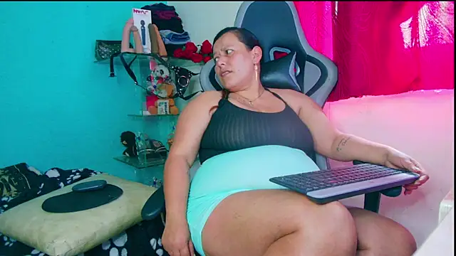 Diana Lozano online show from November 24, 7:02 pm