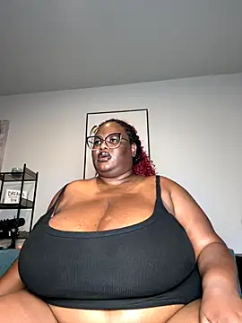 SexyHugeblackTitties online show from November 22, 3:16 am