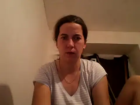 Snapshot of Tamilashaa chatting on December 9, 4:47 pm Tamilashaa online show from December 9, 4:47 pm