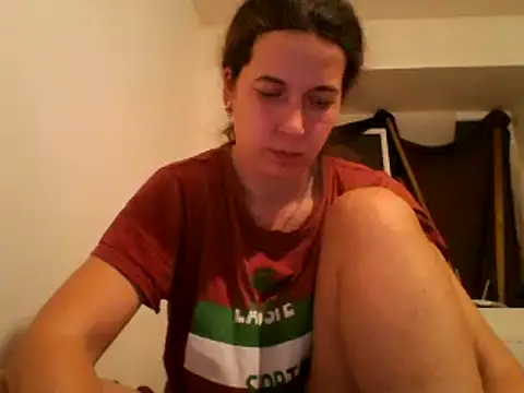 Snapshot of Tamilashaa chatting on January 24, 3:24 pm Tamilashaa online show from January 24, 3:24 pm