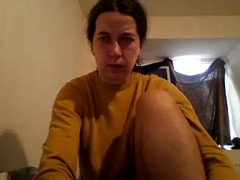 Snapshot of Tamilashaa chatting on February 1, 7:15 am Tamilashaa online show from February 1, 7:15 am