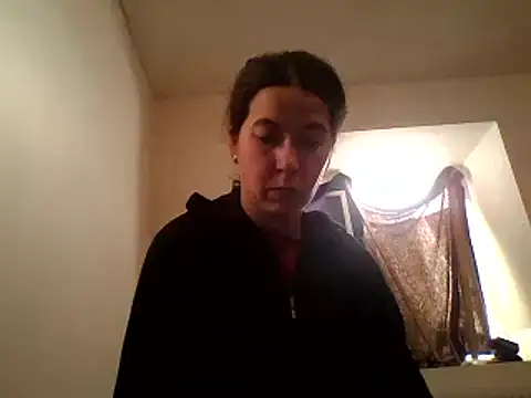 Snapshot of Tamilashaa chatting on February 9, 6:43 am Tamilashaa online show from February 9, 6:43 am