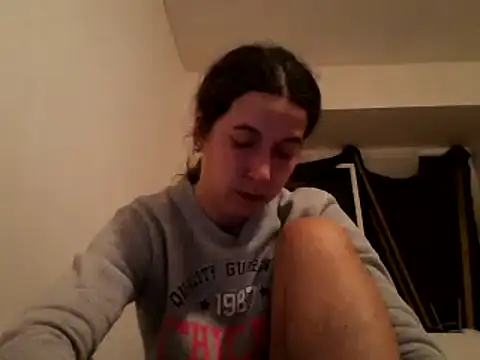 Snapshot of Tamilashaa chatting on February 15, 7:06 pm Tamilashaa online show from February 15, 7:06 pm