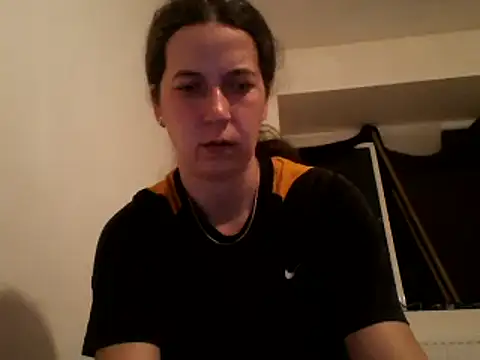 Snapshot of Tamilashaa chatting on March 9, 6:54 pm Tamilashaa online show from March 9, 6:54 pm