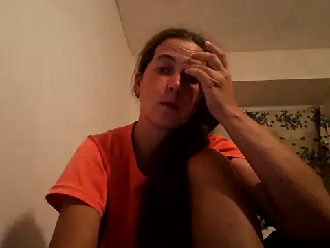 Snapshot of Tamilashaa chatting on September 17, 6:20 pm Tamilashaa online show from September 17, 6:20 pm