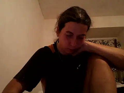 Snapshot of Tamilashaa chatting on October 25, 4:24 pm Tamilashaa online show from October 25, 4:24 pm