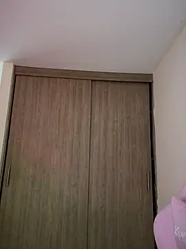 lunablossom  online show from November 1, 6:32 pm