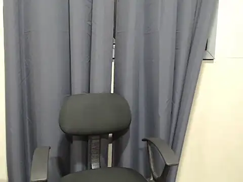 Snapshot of ilovejimmy chatting on December 23, 10:35 am ilovejimmy online show from December 23, 10:35 am