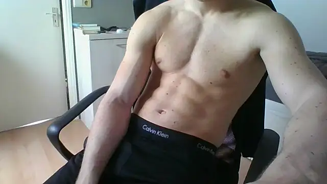 RamonJoosse2002 online show from February 24, 12:36 pm