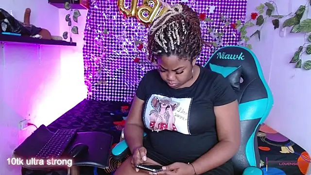 niawk  online show from December 22, 1:41 pm