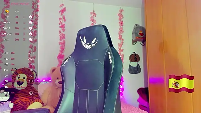 gabrielatafur  online show from February 19, 7:26 am