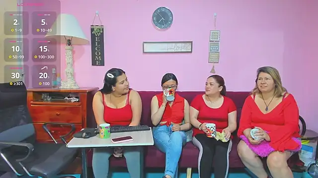 lesbiancuple online show from September 15, 12:27 pm