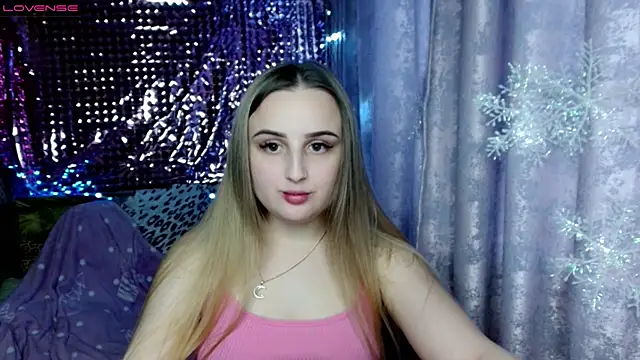 Snapshot of Careys_universe chatting on January 28, 4:18 am Careys universe online show from January 28, 4:18 am