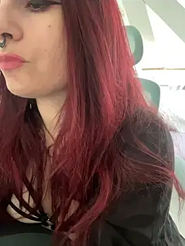 Snapshot of LunaMoongirl chatting on November 12, 3:01 pm LunaMoongirl online show from November 12, 3:01 pm