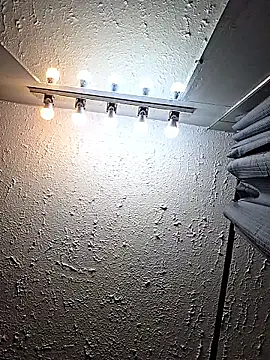 AriannaPena online show from November 19, 11:05 pm