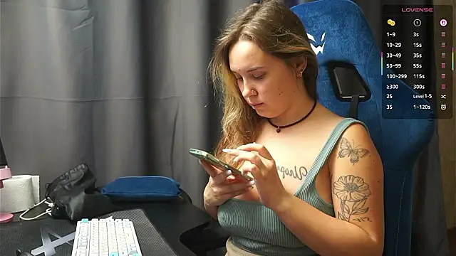 Sandra SW  online show from March 30, 8:26 am