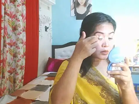 Snapshot of PearlOfAsia21 chatting on February 12, 2:17 am PearlOfAsia21 online show from February 12, 2:17 am