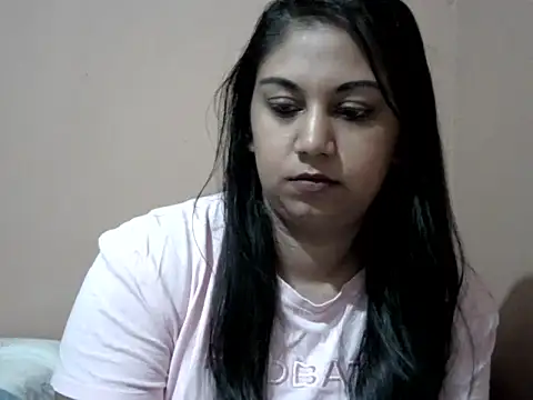 Snapshot of bellachow10 chatting on February 13, 7:54 pm bellachow10 online show from February 13, 7:54 pm