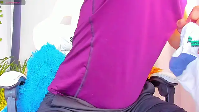 petter coleman  online show from April 16, 9:04 pm