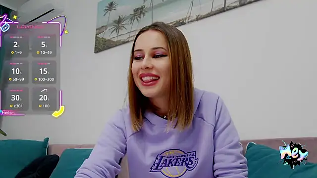 crystalmoon    online show from November 20, 10:20 pm