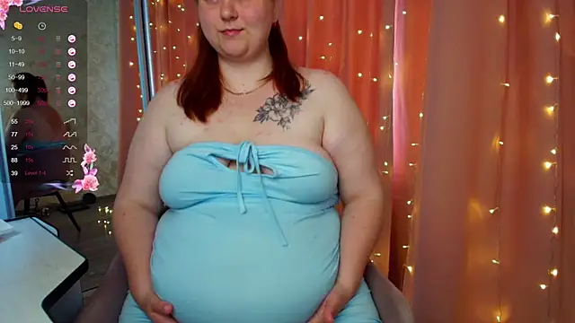 Snapshot of Mia_Bows chatting on August 1, 10:58 am Mia Bows online show from August 1, 10:58 am