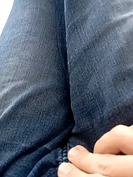 mickzizi online show from December 17, 10:32 am