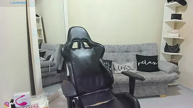 Snapshot of candy_alicee chatting on July 10, 1:58 pm candy alicee online show from July 10, 1:58 pm