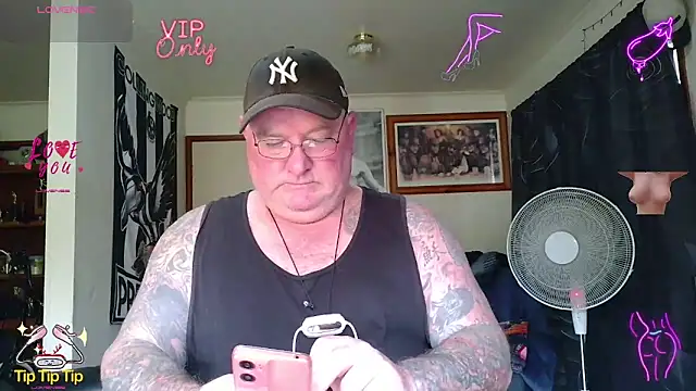 Snapshot of HOTANAL chatting on July 2, 2:22 am HOTANAL online show from July 2, 2:22 am