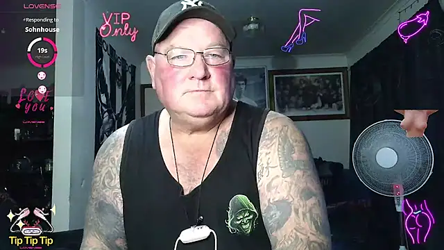 Snapshot of HOTANAL chatting on July 7, 7:56 am HOTANAL online show from July 7, 7:56 am