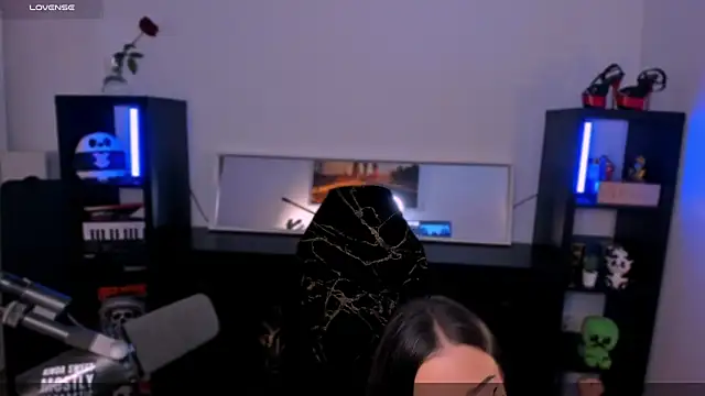 Snapshot of SofiRusselle chatting on January 12, 7:19 pm SofiRusselle online show from January 12, 7:19 pm