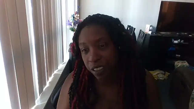 markquanna online show from October 11, 10:41 pm