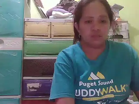 Snapshot of sweetlady_pinay chatting on March 24, 9:36 am sweetlady pinay online show from March 24, 9:36 am