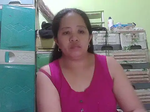 Snapshot of sweetlady_pinay chatting on April 4, 10:29 pm sweetlady pinay online show from April 4, 10:29 pm